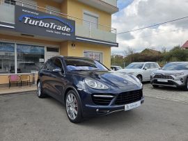 Porsche Cayenne Turbo  4.8 V8 
